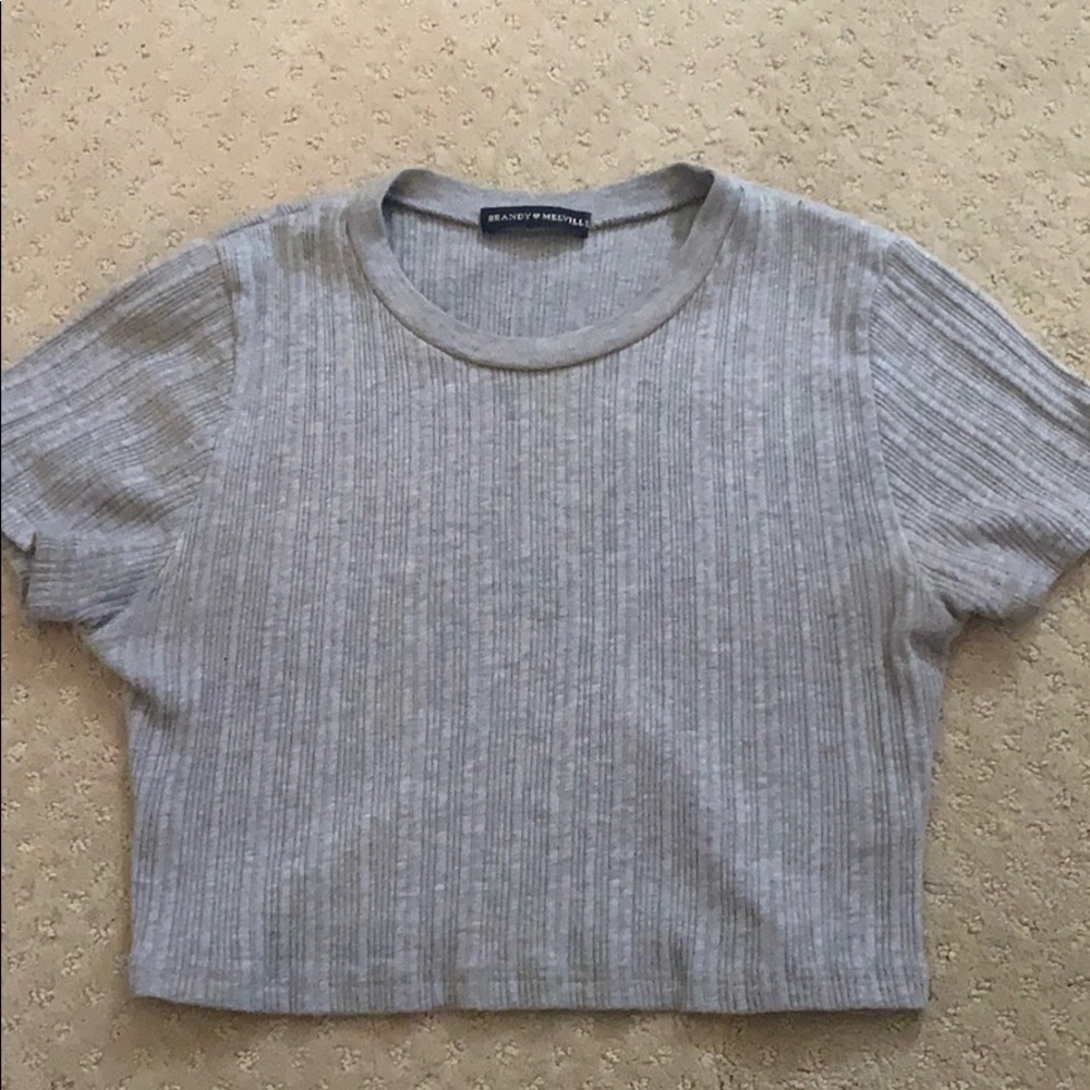 BRANDY MELVILLE short sleeve top